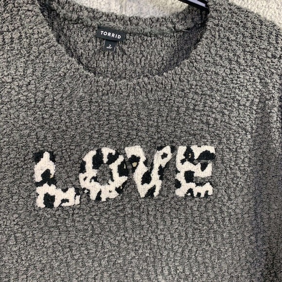 Torrid Sweater Teddy Bear Crew Neck Drop Shoulder "Love" Grey 2 2X 18/20 #B81777 - Picture 7 of 10